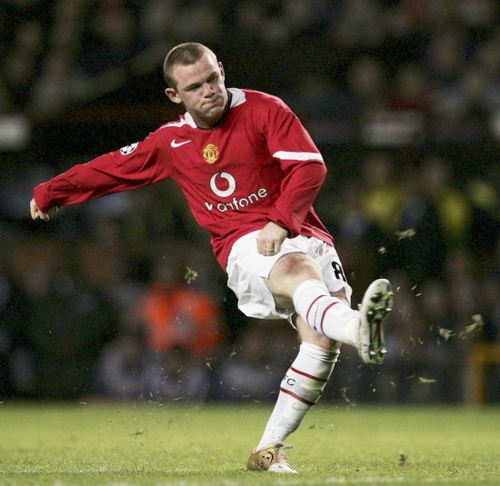 国足提供巨 国足提供巨